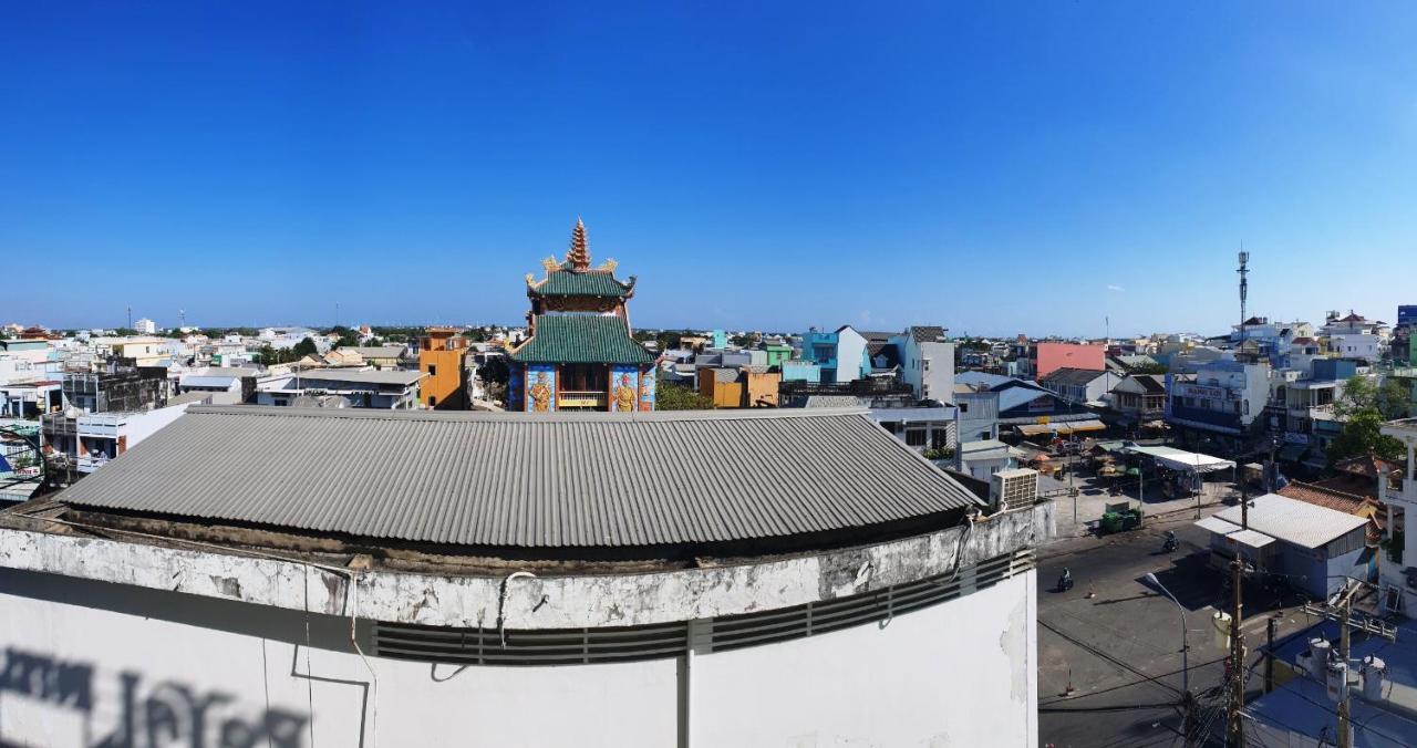 薄寮皇家酒店 Bac Lieu 外观 照片